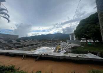 La Contraloría supervisa avances en las Piscinas Olímpicas de la 42