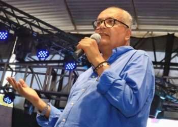 Escándalo de corrupción salpica al senador Óscar Barreto