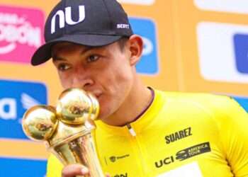 Rodrigo Contreras encabeza la Vuelta al Tolima 2024 tras su triunfo en el Tour Colombia