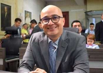 Bolívar expone irregularidades y abusos en Juntas de Acción Comunal de Ibagué