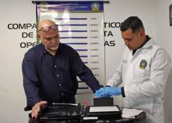 Regresa a Colombia Salvatore Mancuso después de 15 años de extradición