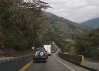 Colapso en la movilidad hacia Cajamarca por daños en sistema de alcantarillado