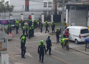 Policía abate a presunto extorsionador en operativo en Bogotá