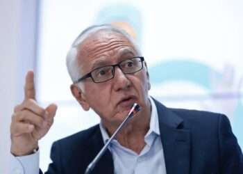 Ministro Jaramillo a rendir cuentas por gasto de $5 Billones para la salud colombiana