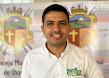 Zambrano denuncia a exalcalde Hurtado por acusaciones de terrorismo y delincuencia