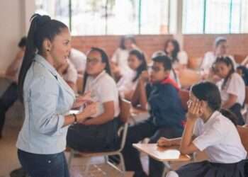Colegios públicos de Ibagué reducen jornada escolar por sequía