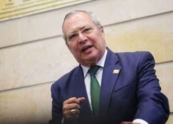 Iván Name respalda autonomías regionales y exige respeto a Petro