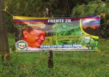 Denuncian presencia de carteles y grafitis alusivos a las FARC en Santa Isabel, Tolima