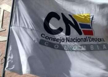 Sala Plena del CNE investiga campaña de Petro por violación de topes