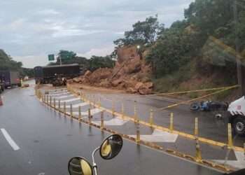 Preocupación por la seguridad vial por derrumbe en la vía Melgar – Girardot