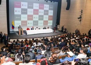 Jóvenes exigen acciones concretas al presidente Petro: “Ponga a sus ministros a trabajar”