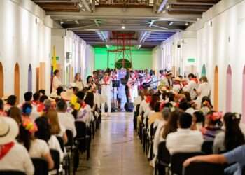 Alcaldía inaugura exposición del Festival Folclórico en el Panóptico 