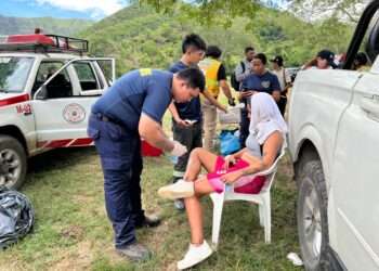 Rescate en el Cerro del Carmen de Apicalá: Más de 85 Peregrinos Reciben Atención de Emergencia