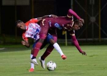 Deportes Tolima busca consolidarse en la Liga Betplay frente a Junior de Barranquilla