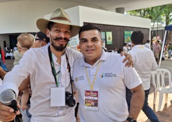 “Una radio comunitaria improvisada en ExpoFrutas conectó a productores”; dijo Sentipensante