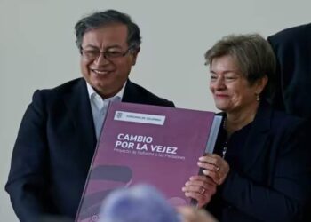 Petro plantea reducir la edad de jubilación