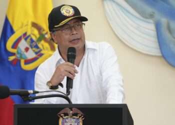 Gobierno Petro propone alza mensual de $200 en el ACPM hasta diciembre