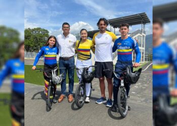 Selección Colombia Juvenil de BMX se prepara en Ibagué