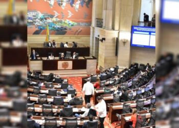 Reforma laboral avanza en segundo debate de la Cámara