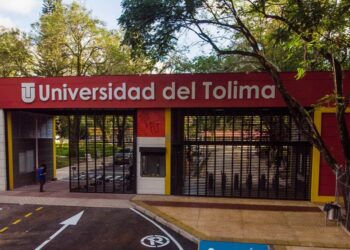 Lanza una nueva convocatoria de becas para estudiantes de la UT