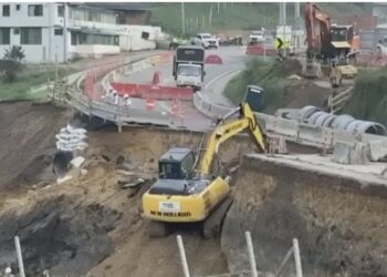 Colapso vial en la vía Girardot-Bogotá: lluvias causan hundimiento en el kilómetro 93