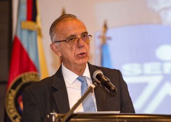 Ministro de Defensa advierte sobre posible destrucción de equipo Pegasus