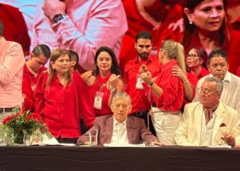 Partido Liberal se declara independiente y crece la incertidumbre en el Congreso