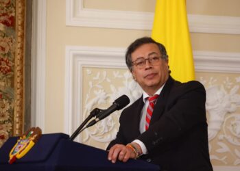 Petro declara estado de conmoción interior para enfrentar amenazas a la soberanía nacional