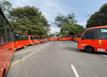 Empresas de transporte en Ibagué rechazan paro y garantizan operación normal
