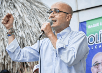 Concejal Bolívar cuestiona a Aranda y defiende gestión de Matiz