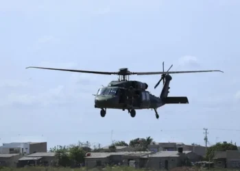 Colombia deja de operar 18 helicópteros antinarcóticos tras suspensión de ayuda de EE. UU.