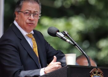 Petro propone alianza con Venezuela para enfrentar al ELN y consolidar la paz fronteriza