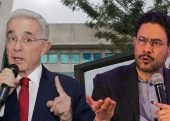 IvƔn Cepeda acusa a Uribe de desprestigiarlo y buscar injerencia extranjera