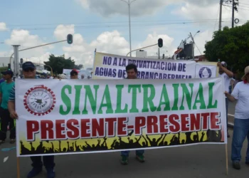 Trabajadores sindicalizados denuncian precarización laboral en multinacionales de Colombia