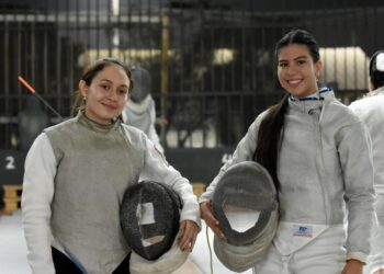 Tolimenses Isabella Triana y Ana GonzƔlez representarƔn a Colombia en el Panamericano de Esgrima