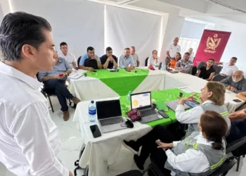 Tolima refuerza estrategias ante actividad del Nevado del Ruiz