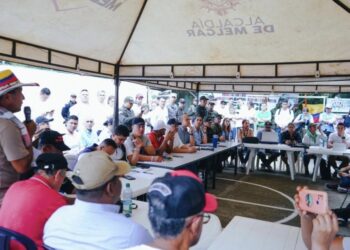 Firmantes de paz advierten con bloqueos Melgar-Bogotá si el Gobierno no responde en 24 horas