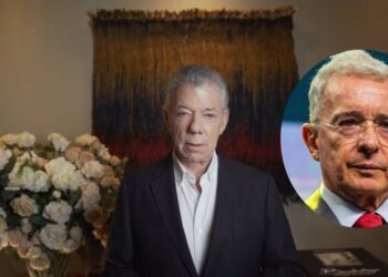 Juan Manuel Santos responde a las acusaciones de Ćlvaro Uribe