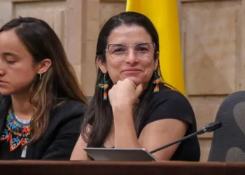 Debate en el Congreso sobre justicia ambiental y mercado de carbono en Colombia