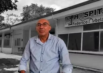 Exgerente del Hospital de Cunday es imputado por convertir área Covid-19 en su vivienda