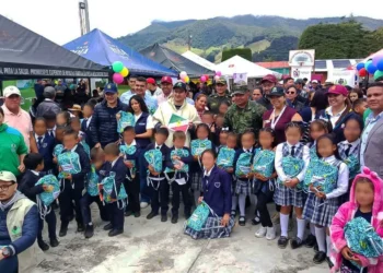 Ejército y Gobernación del Tolima impulsan jornada de bienestar y prevención en Roncesvalles