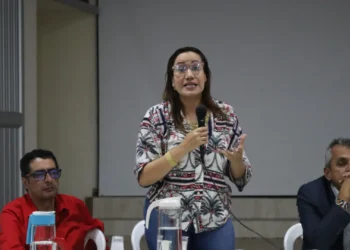 Exigen garantías reales para la participación política de las mujeres en Colombia