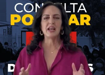 Centro DemocrƔtico cuestiona consulta popular de Petro tras haber promovido una similar en 2023