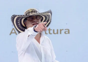 Petro pide legalizar la marihuana para frenar la violencia en Colombia