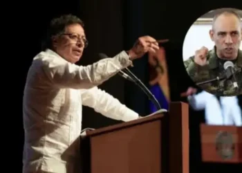 Petro arremete contra Zapateiro en medio de escƔndalo por presunto acoso sexual