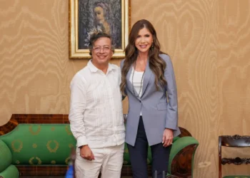 Petro desmiente a Kristi Noem y aclara postura sobre el Tren de Aragua