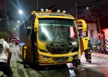 Bus intermunicipal se incendió en Ibagué; pasajeros salieron ilesos