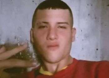 Acusado de feminicidio publica foto desde prisión y desata indignación