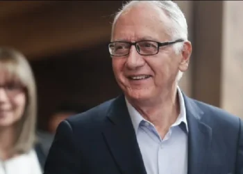 Jaramillo enfrenta control político por crisis de medicamentos