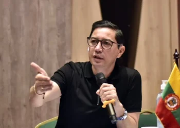 “Métanle colágeno a la política”: Hurtado reaparece con tono desafiante en San Luis